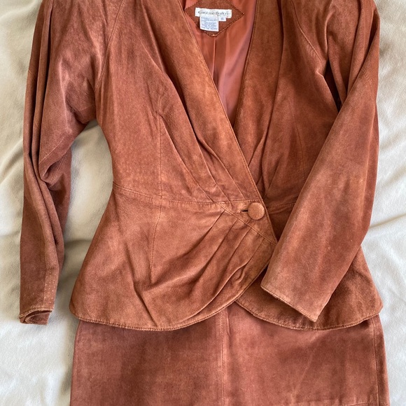 Vintage Suede Skirt and Blazer / Jacket - Picture 3 of 6